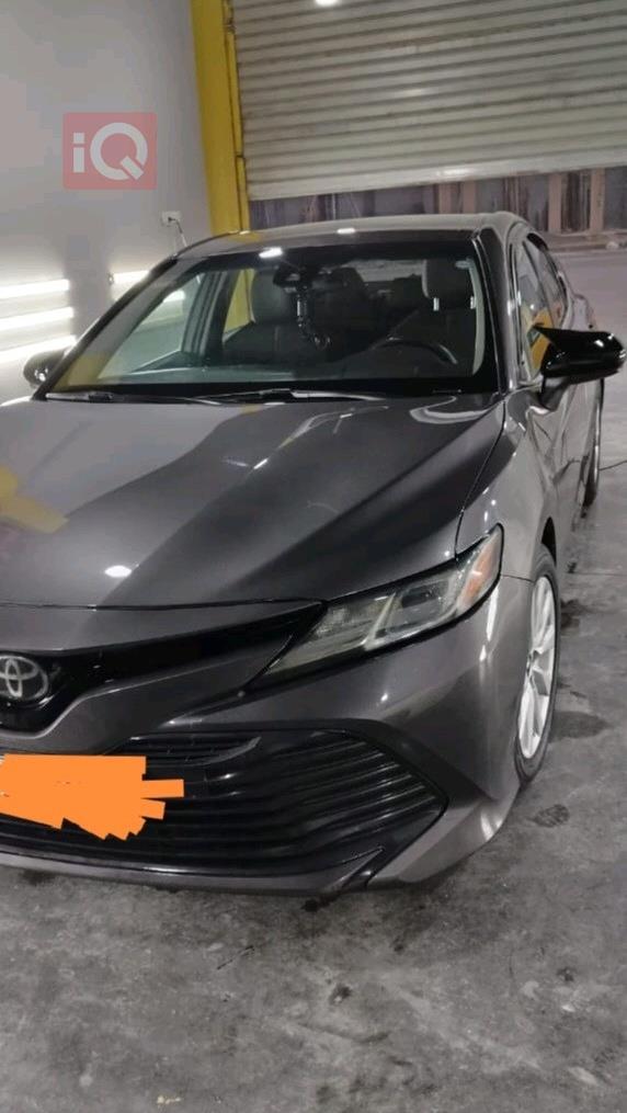 تۆیۆتا کامری